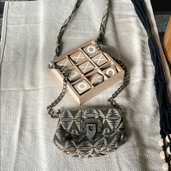 Mini Cross Body Bag Aztec Pattern - Picture 2 of 3